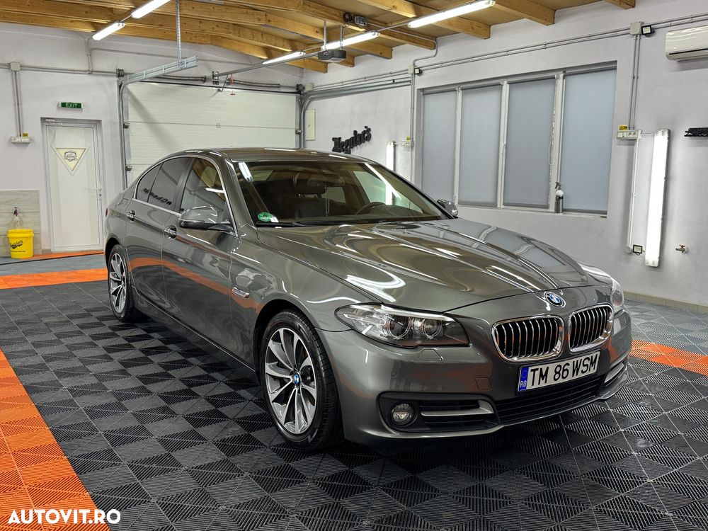 BMW Seria 5 525d Sport-Aut. Luxury Line - 8