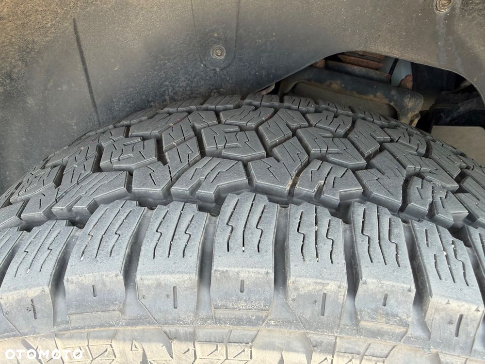 Land Rover Discovery 3.0 SD V6 HSE EU6 - 13