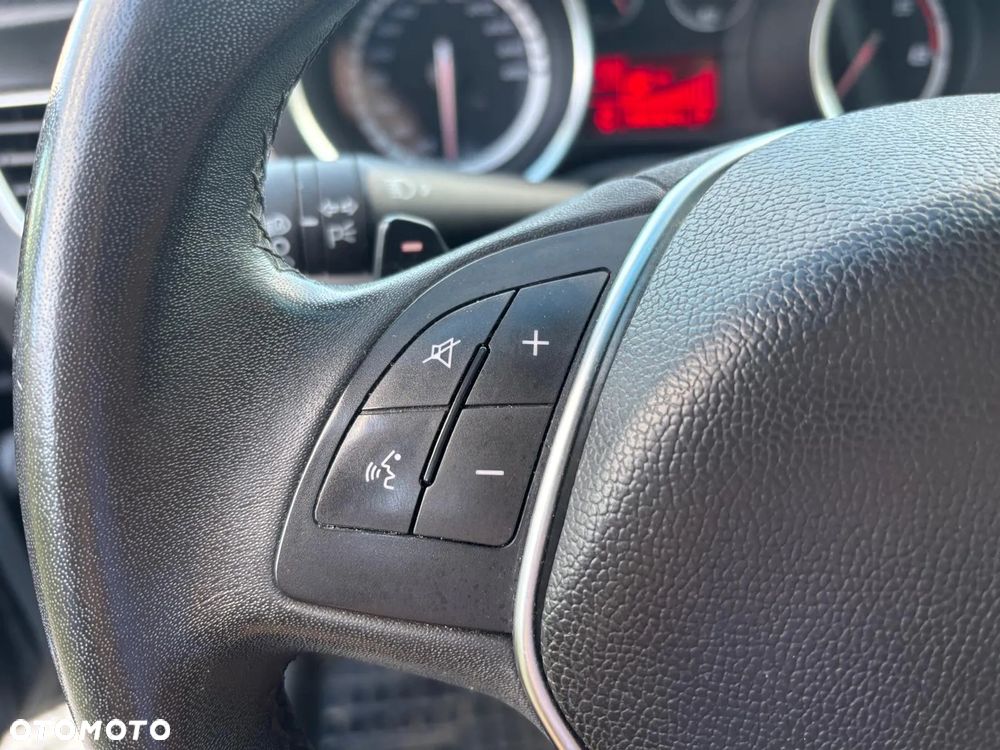 Alfa Romeo Giulietta 2.0 JTDM 16V TCT Collezione - 13