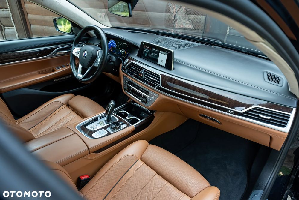 BMW Seria 7 750Li xDrive Edition Exclusive - 23