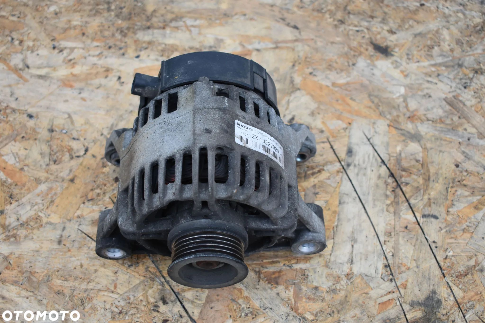 ALTERNATOR OPEL CORSA D 1.2 16V Z12XEP 13222929 - 1