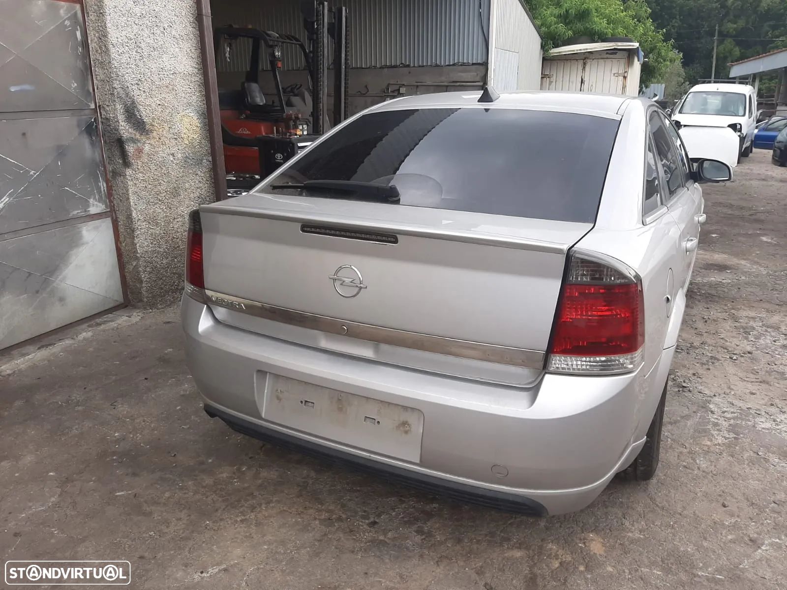 Opel Vectra GTS para peças - 1