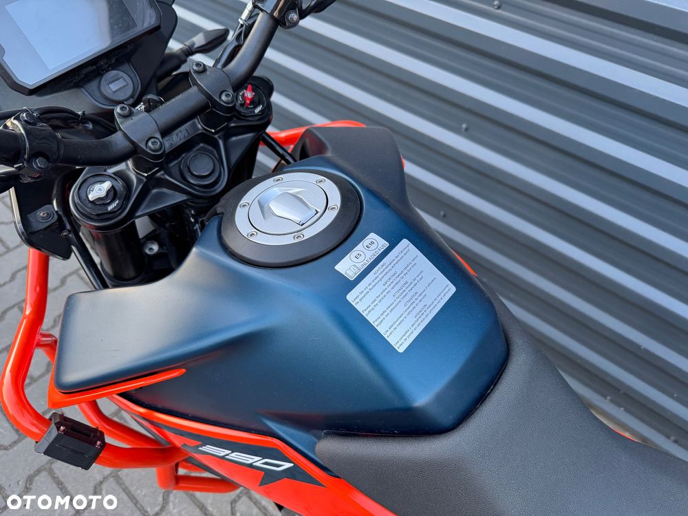 KTM Adventure - 11