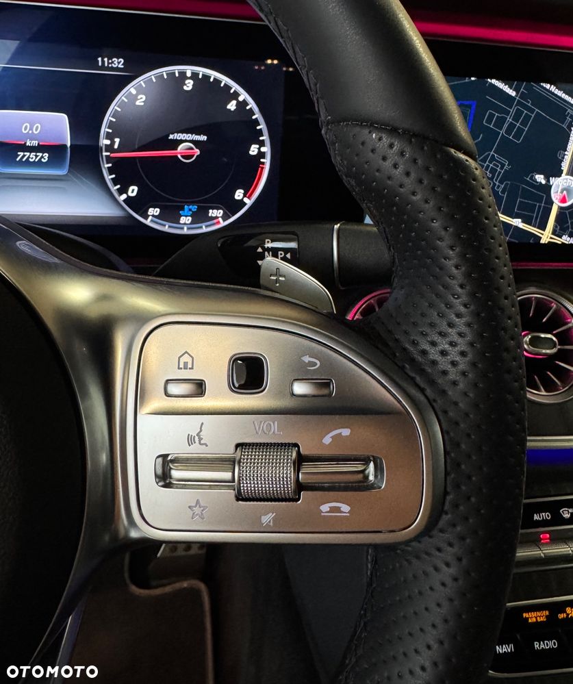 Mercedes-Benz Klasa E 220 d 4-Matic 9G-TRONIC - 16