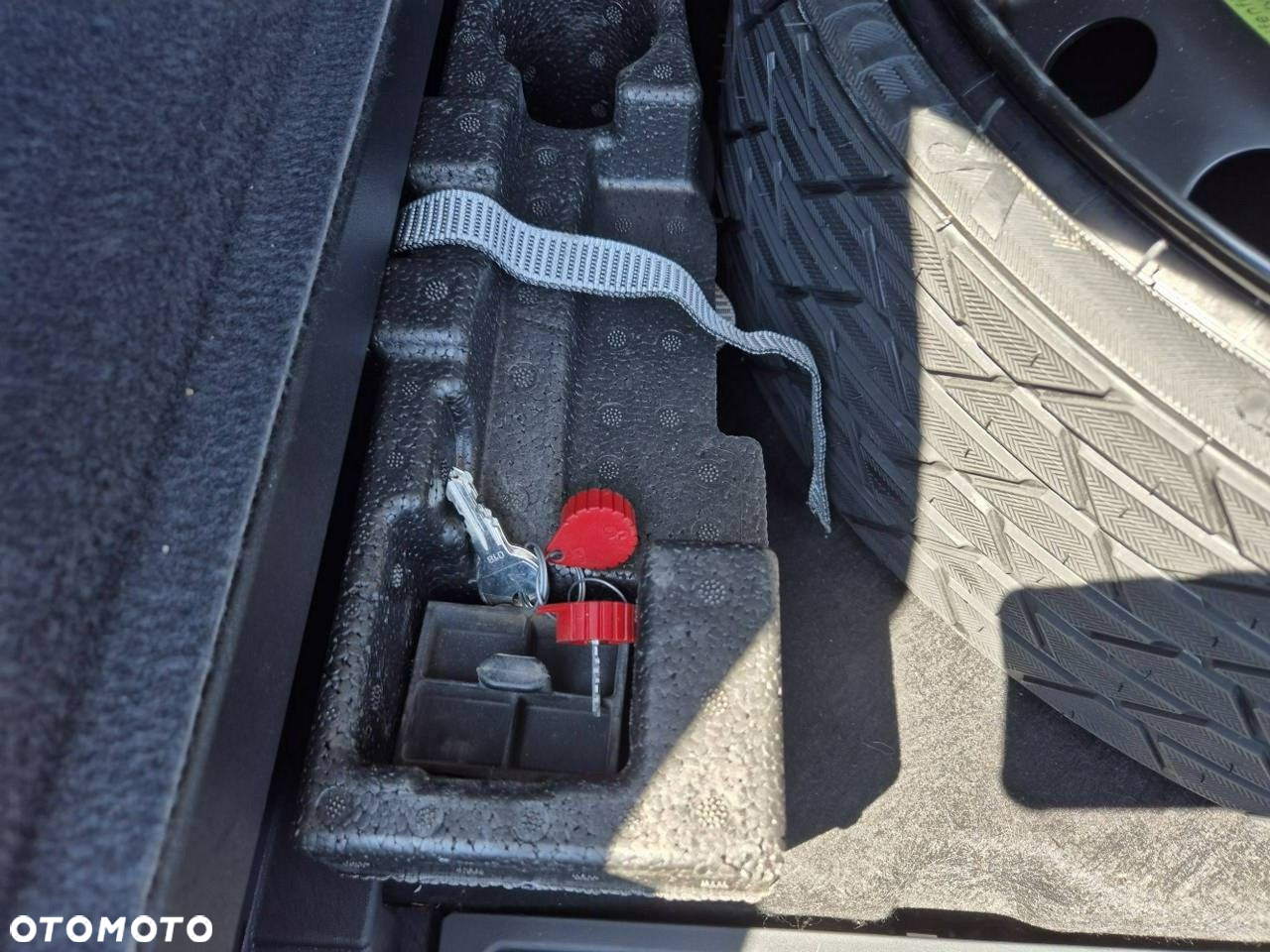 Audi e-tron - 14