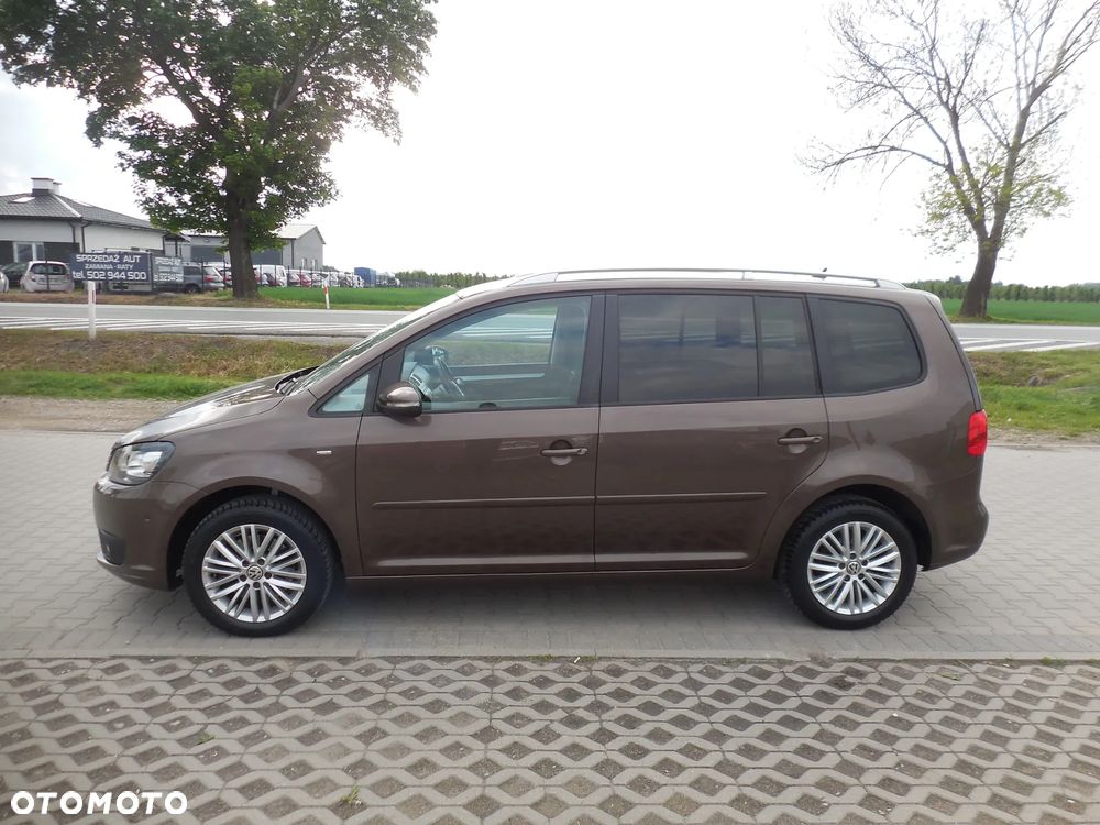 Volkswagen Touran 2.0 TDI DPF BlueMotion Technology Comfortline - 4