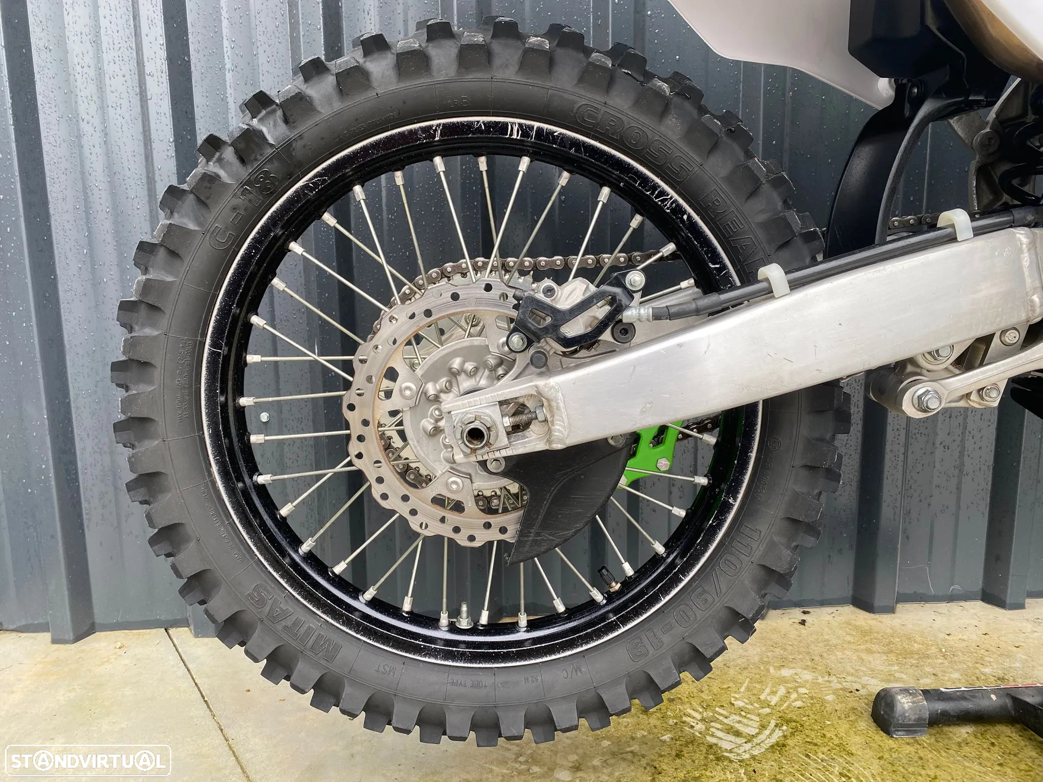 Kawasaki KXF 250 - 8