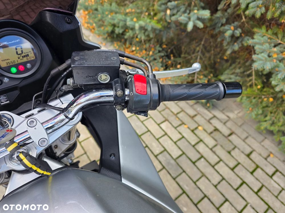 Suzuki Bandit - 32