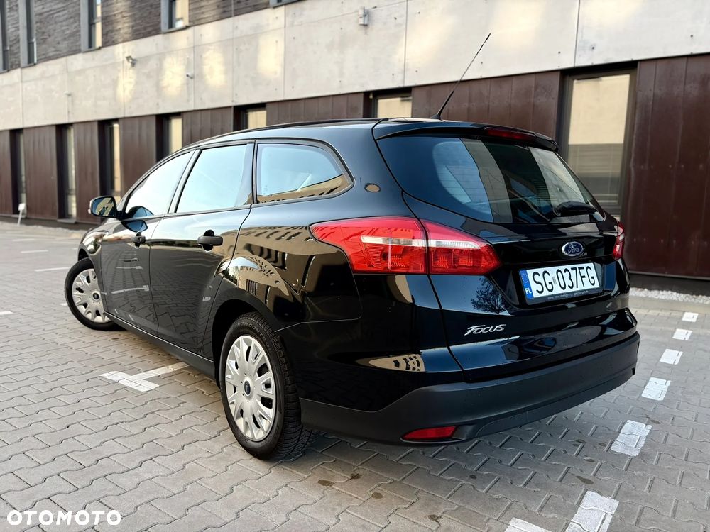 Ford Focus 1.0 EcoBoost Edition - 4