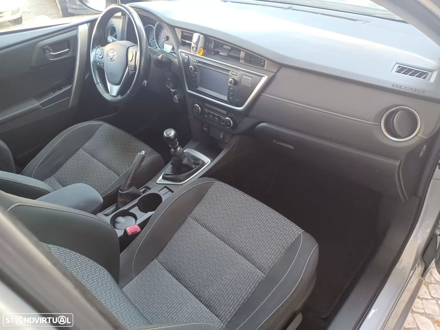 Toyota Auris 1.6 Valvematic Edition - 25