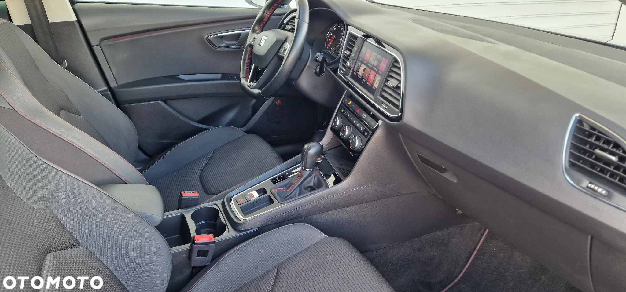 Seat Leon 1.5 eTSI ACT OPF DSG FR - 13