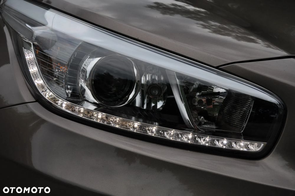 Kia Ceed 1.6 GDI ISG Dream-Team Edition - 17