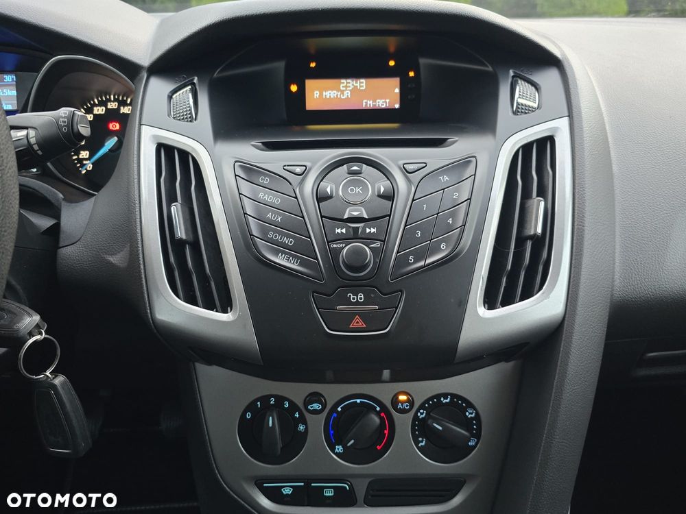 Ford Focus SW 1.6 Ti-VCT Trend - 35