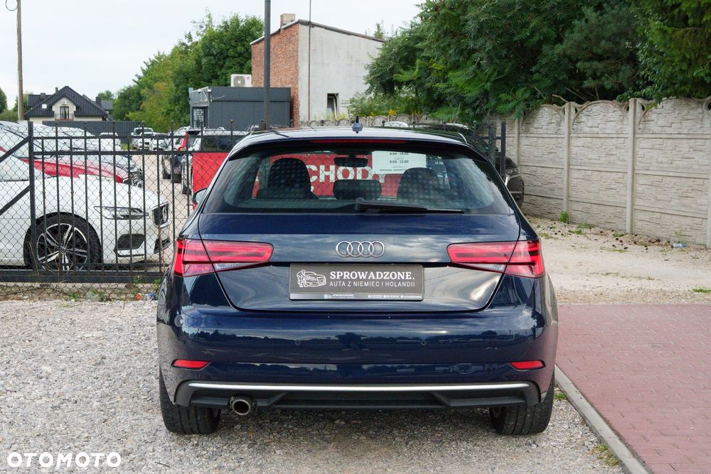 Audi A3 3-drzwiowe 1.6 TDI design - 6