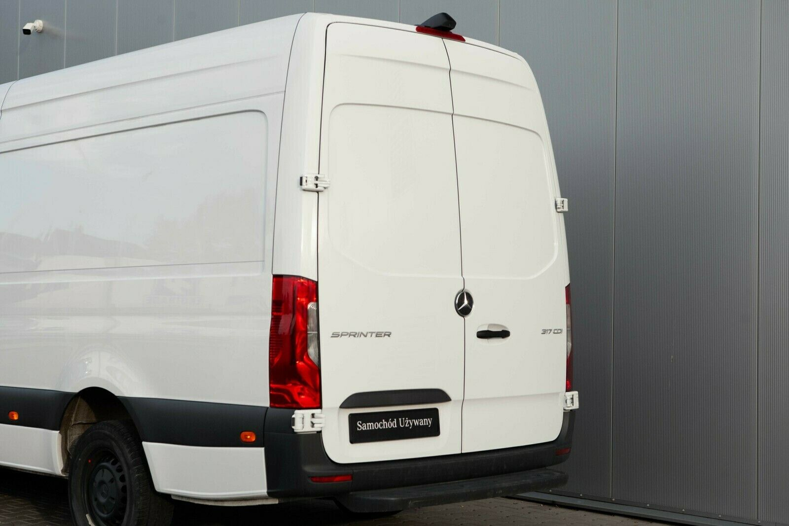 Mercedes-Benz Sprinter - 4