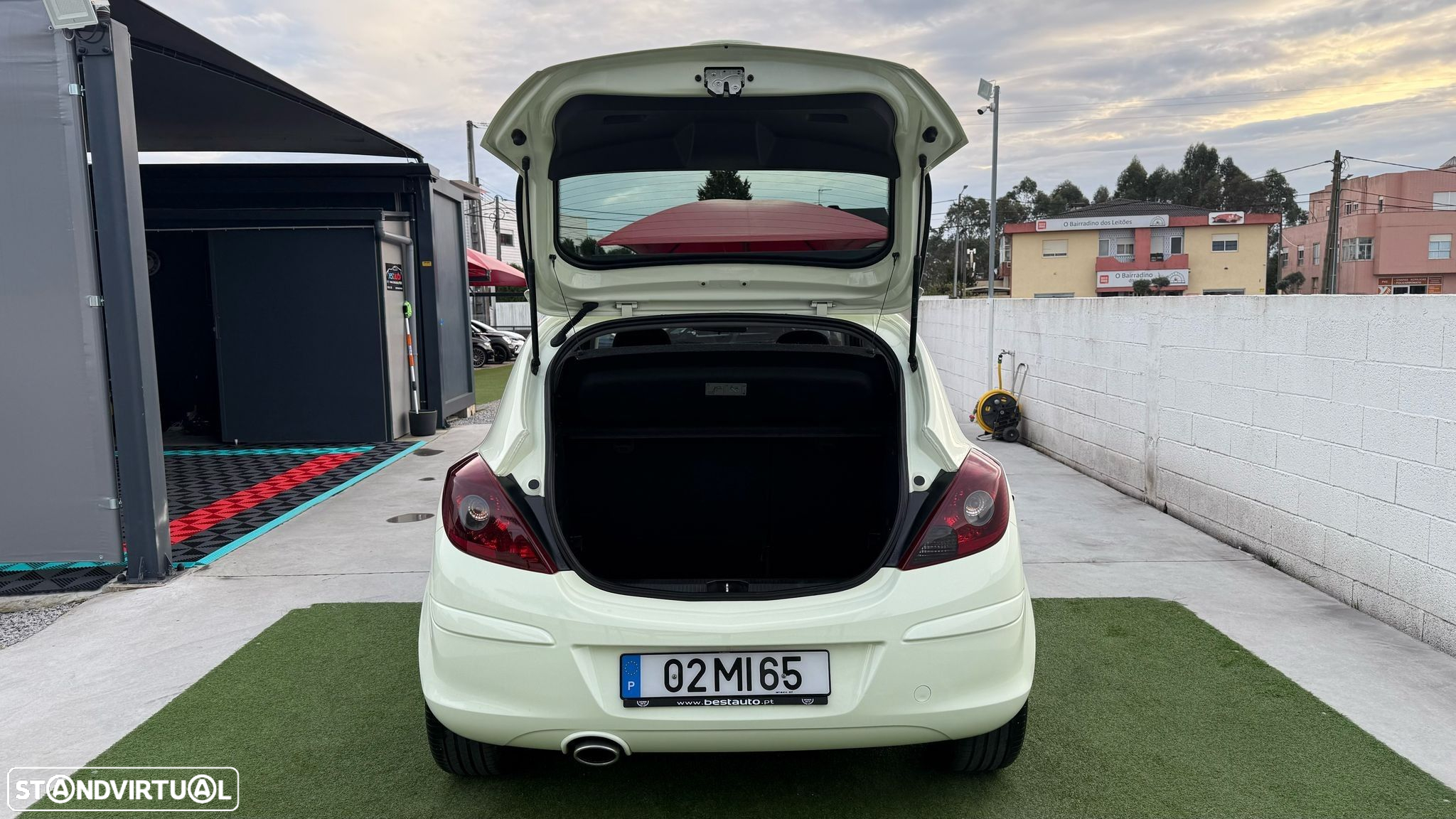Opel Corsa 1.2 Black Edition - 7