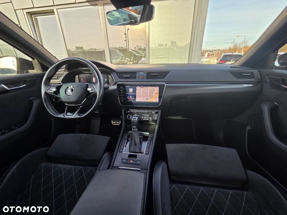 Skoda Superb 2.0 TDI SCR 4x4 Sportline DSG - 26