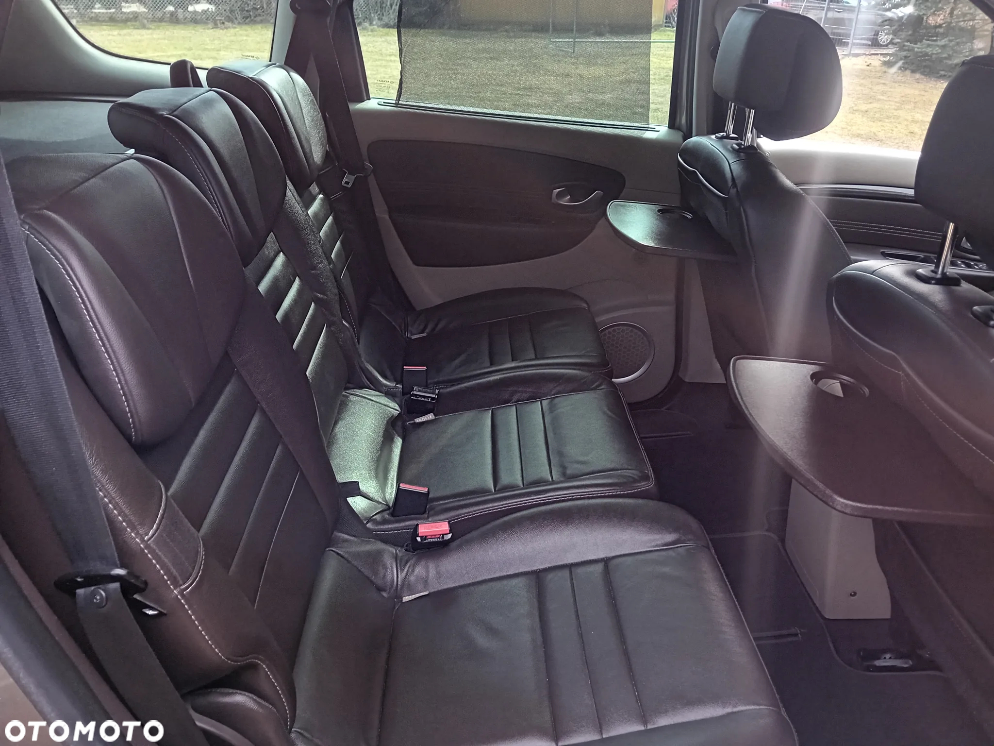 Renault Scenic 2.0 16V Privilege CVT Euro5 - 9