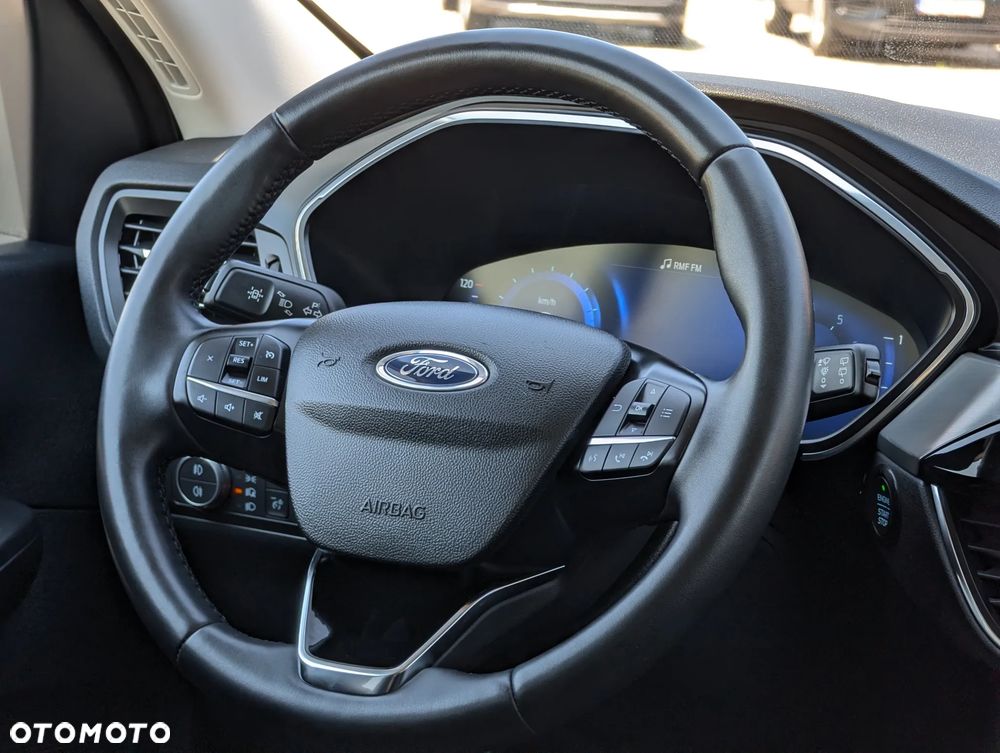Ford Kuga 1.5 EcoBoost TITANIUM X - 28