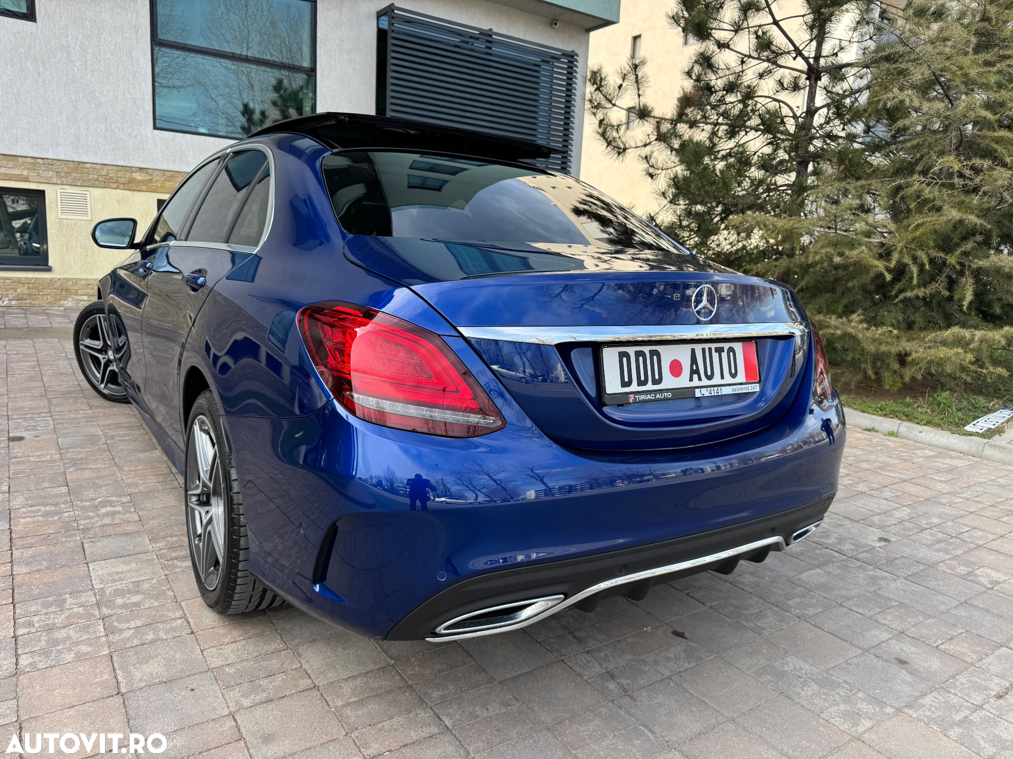 Mercedes-Benz C 220 d 4Matic T 9G-TRONIC - 14