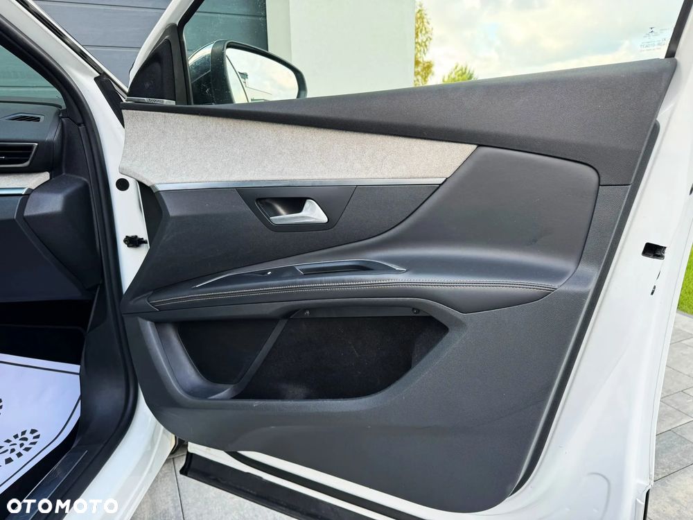 Peugeot 5008 BlueHDI 180 EAT8 GT Pack - 25