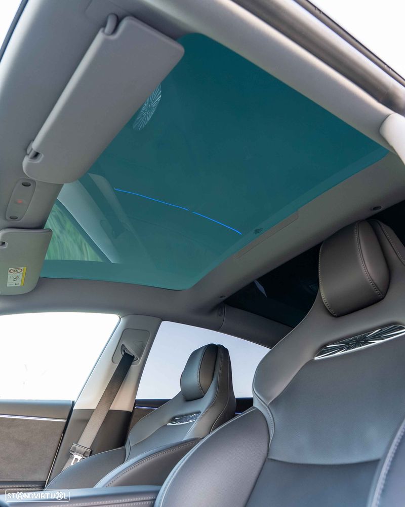 Tesla Model 3 Performance Tração Integral - 25