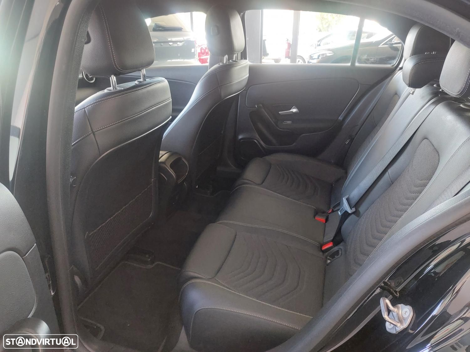 Mercedes-Benz A 250 e Style Plus - 14