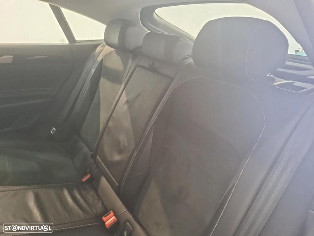VW Arteon 2.0 TDI Elegance DSG - 4