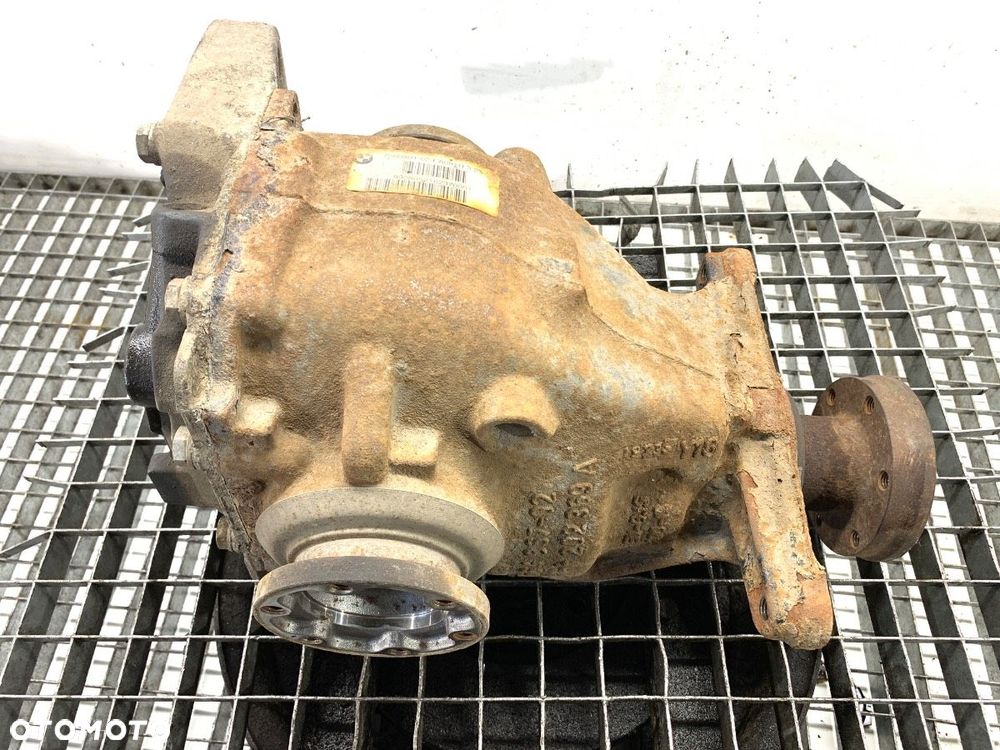 MOST DYFER TYŁ  BMW 5 (E60) 2003 - 2010 530 i 200 kW [272 KM] benzyna 2007 - 2009 7560591 - 1