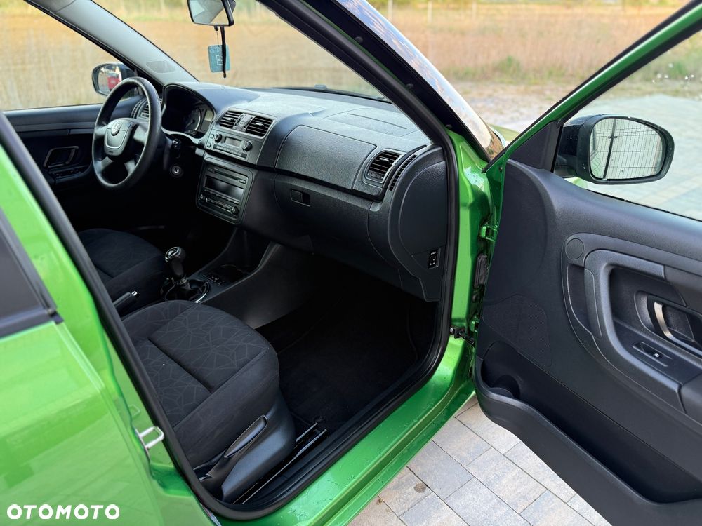 Skoda Fabia 1.2 TSI Ambiente - 11