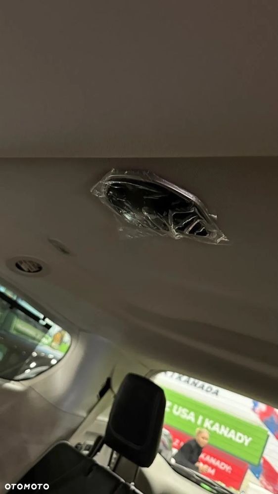 Chrysler Pacifica - 19