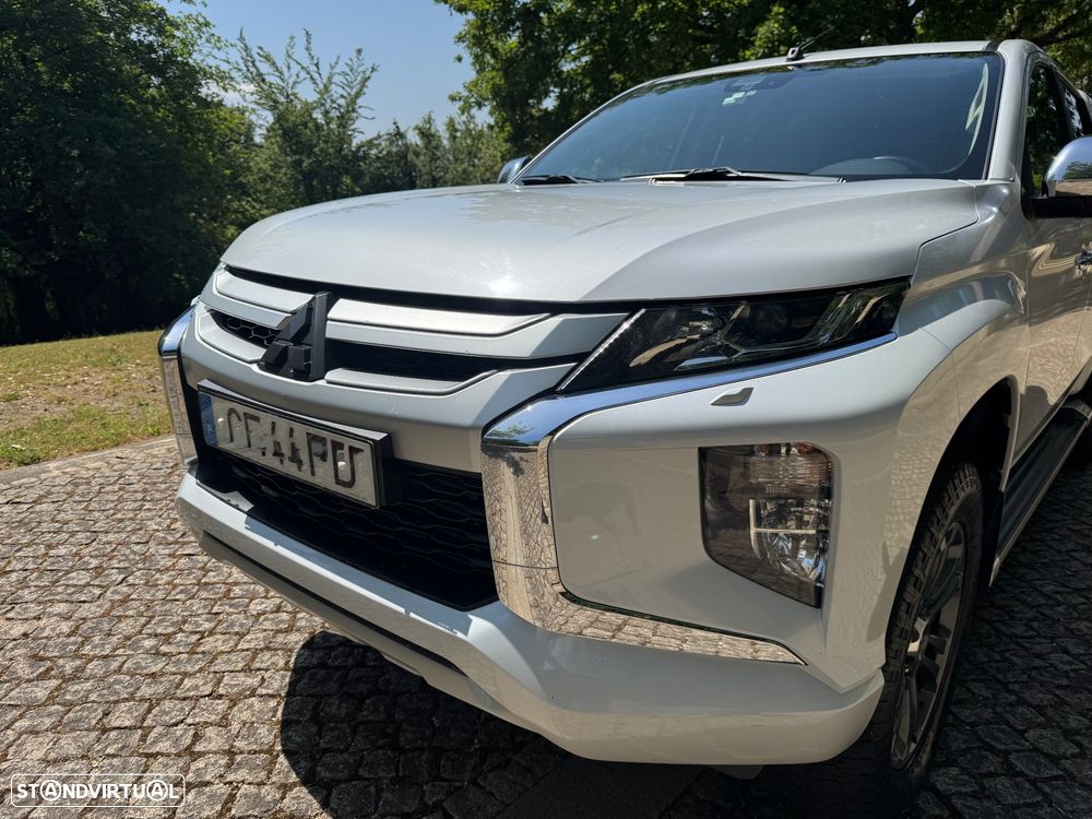 Mitsubishi L200 Pick Up 4x4 S&S Cabine Dupla Select - 9