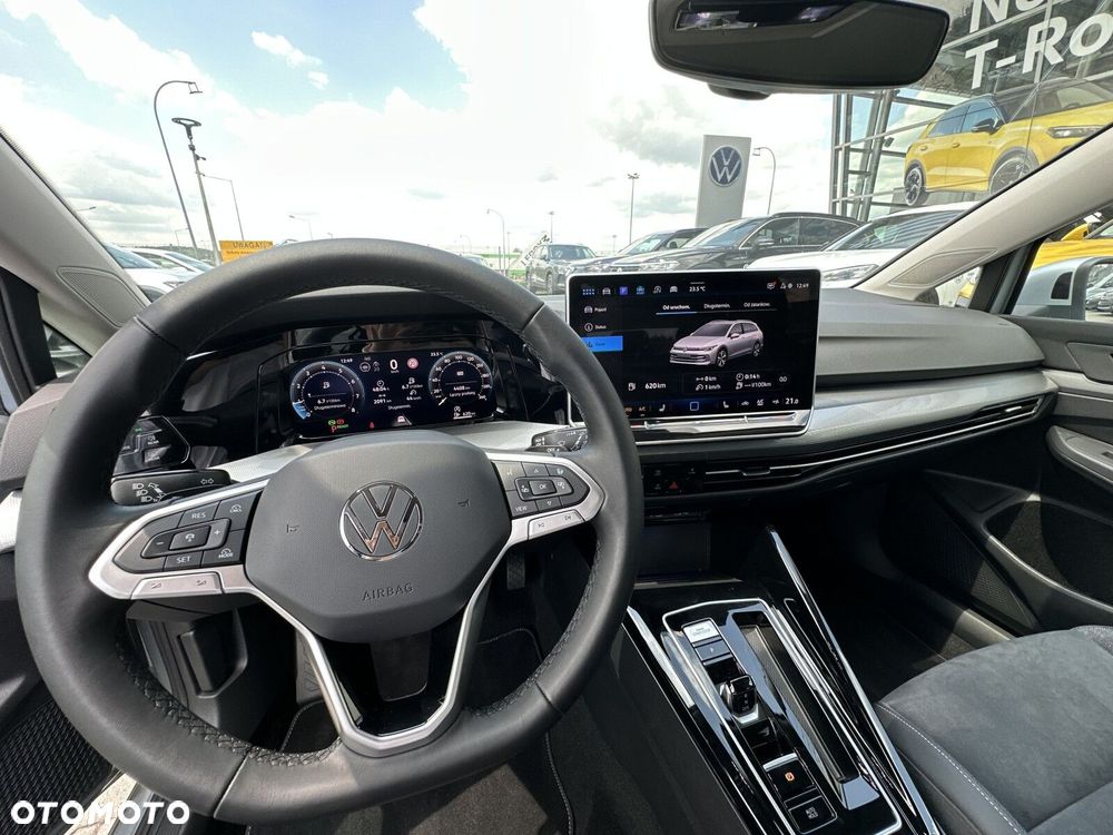 Volkswagen Golf Variant - 14