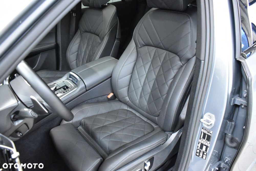 BMW X6 xDrive40d mHEV - 11