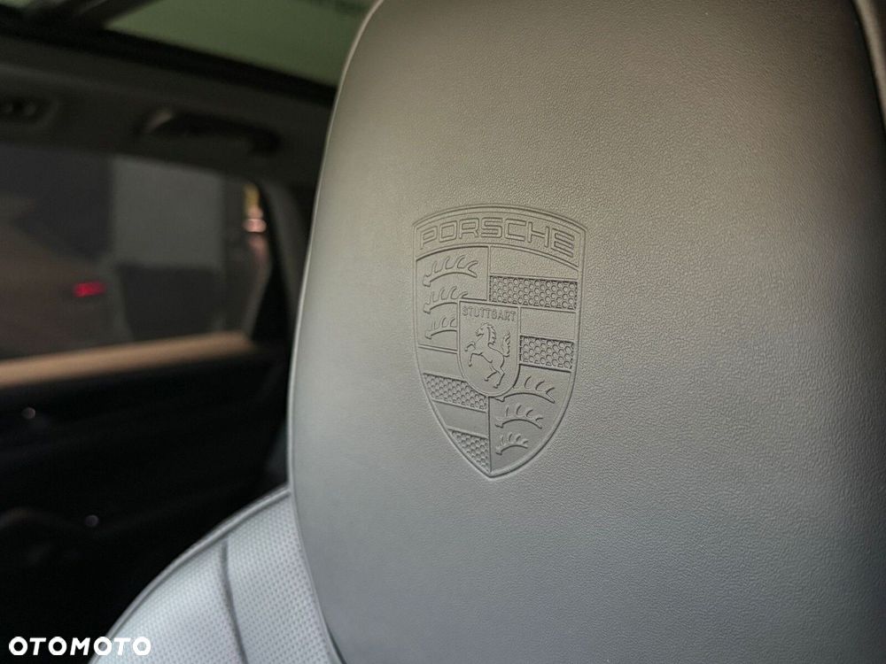 Porsche Cayenne - 13