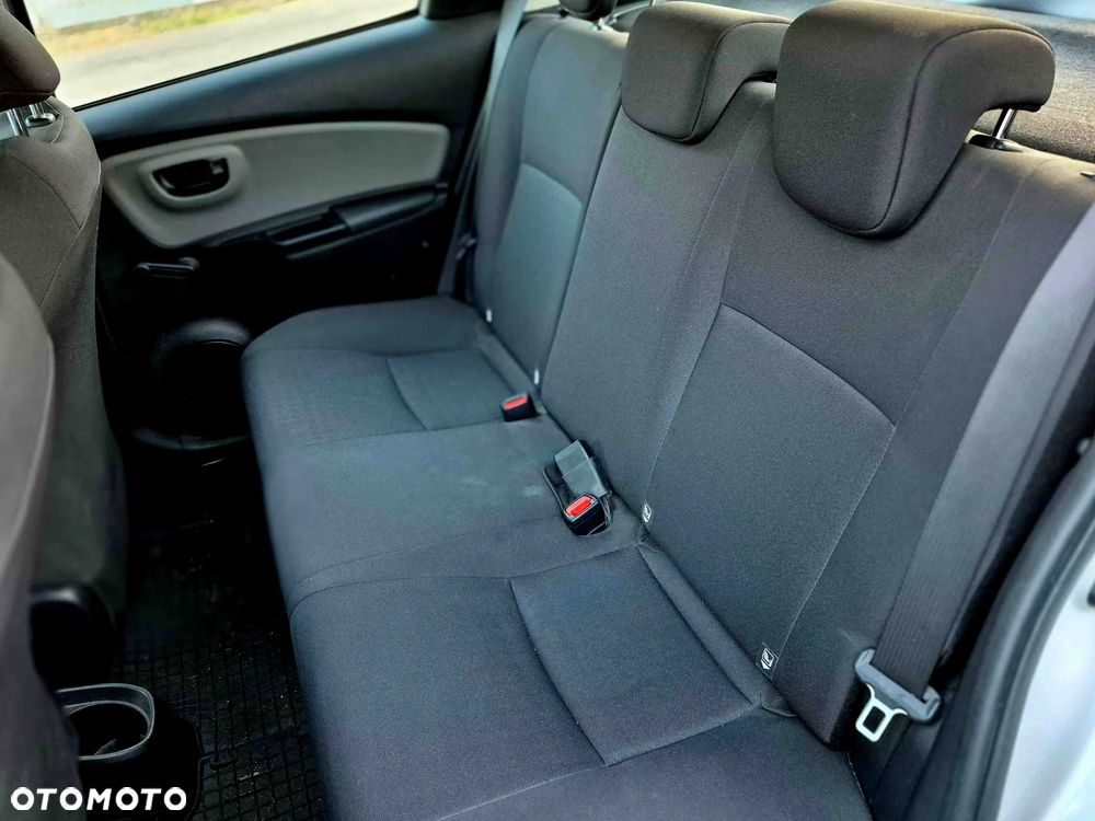 Toyota Yaris - 6