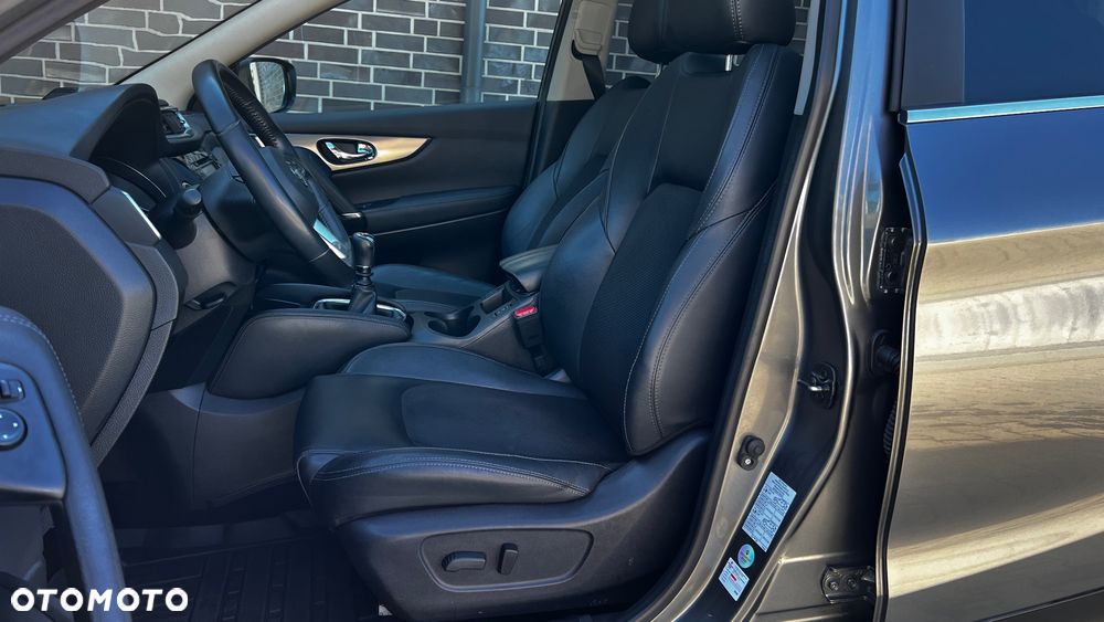 Nissan Qashqai 1.6 DIG-T Tekna+ - 28