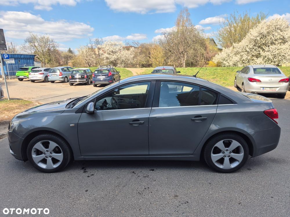 Chevrolet Cruze 1.8 LT+ - 3