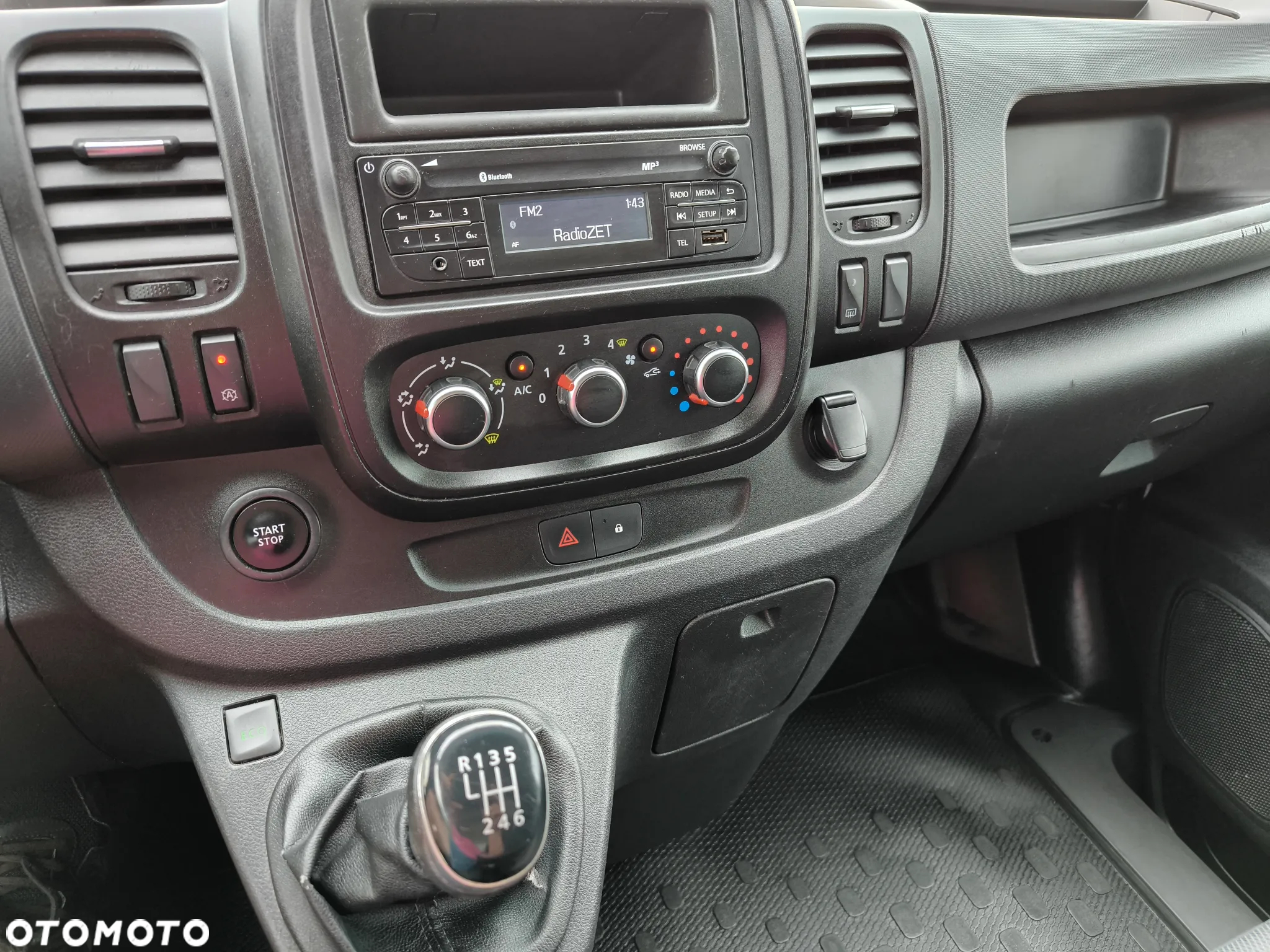 Renault Trafic - 19