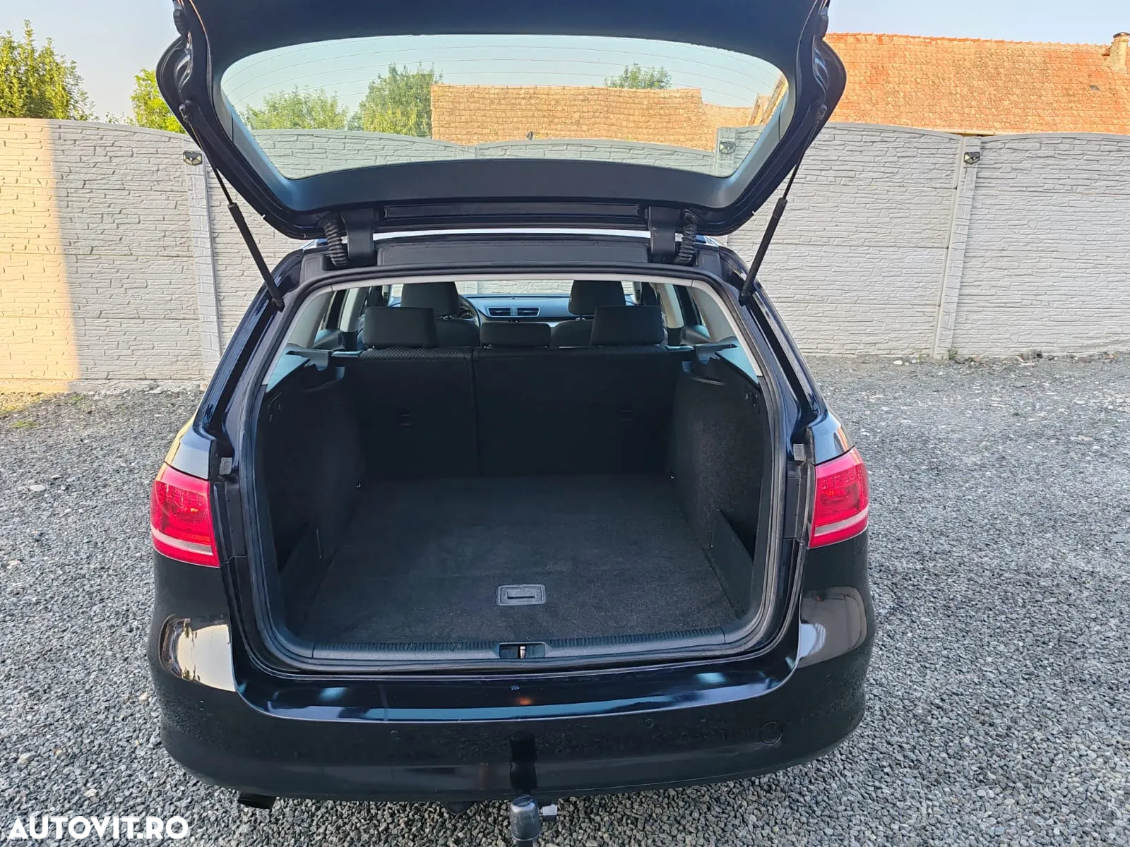 Volkswagen Passat - 10
