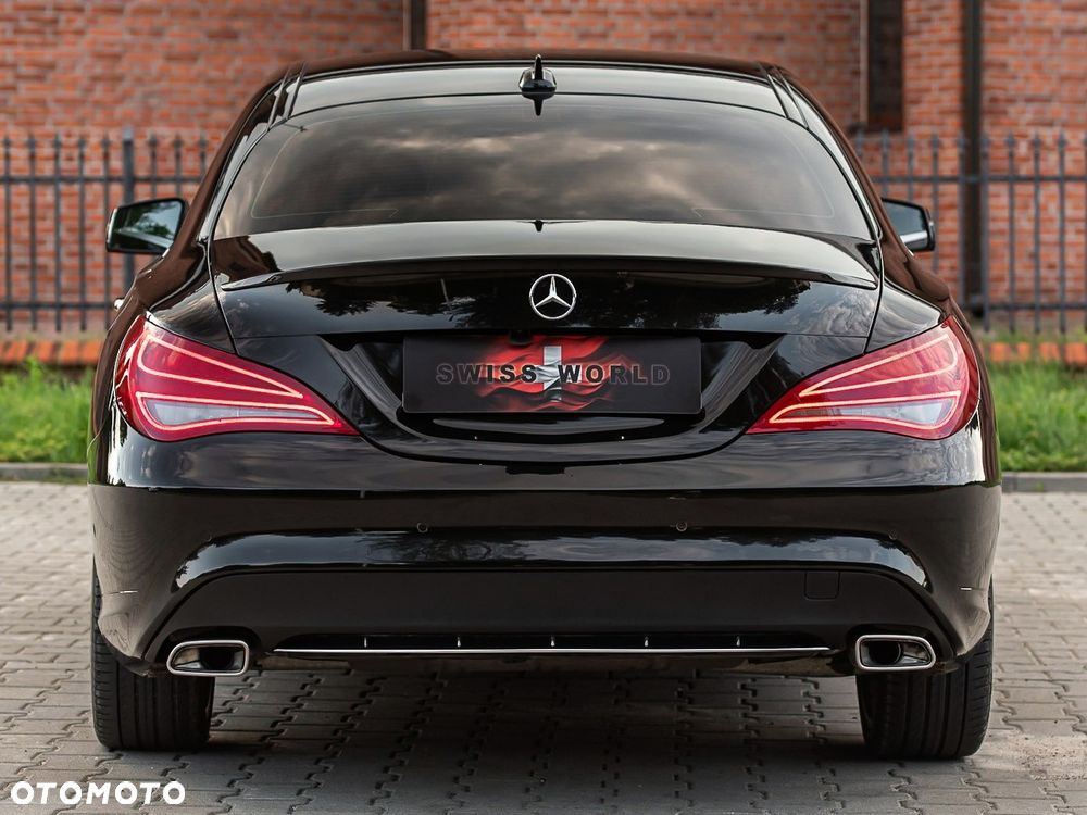 Mercedes-Benz CLA 250 7G-DCT StreetStyle - 7