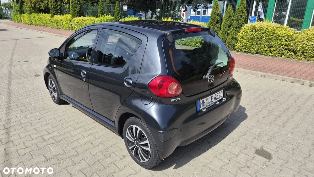 Toyota Aygo Team - 3