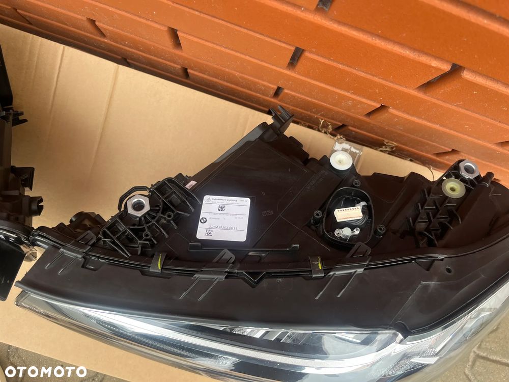 REFLEKTOR LAMPA BMW X3 G01 LCI IDEALNA ADAPTIVE - 4