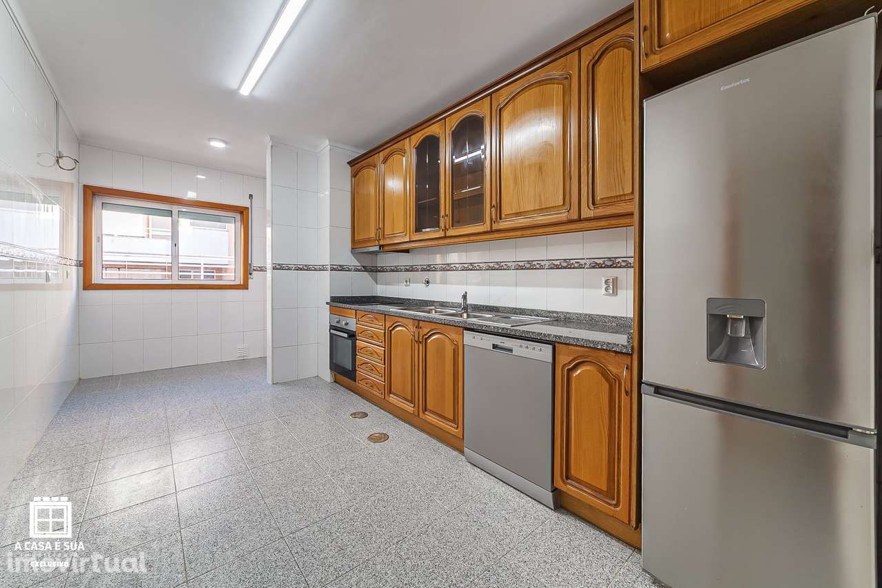 T3 Avintes c/160m2 área total a 500m Praia do Areinho - Grande imagem: 2/33