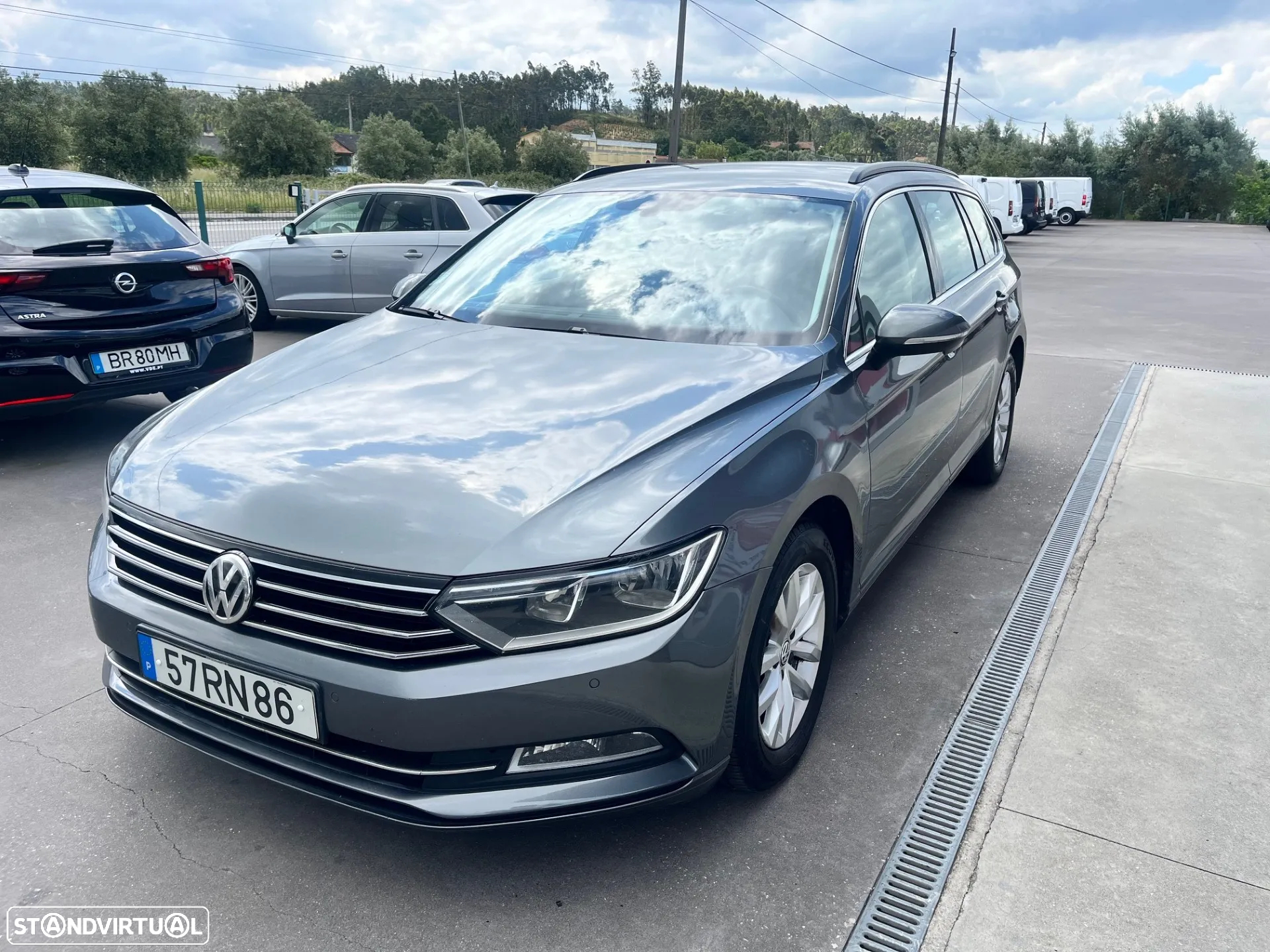 VW Passat Variant 1.6 TDI BlueMotion - 4