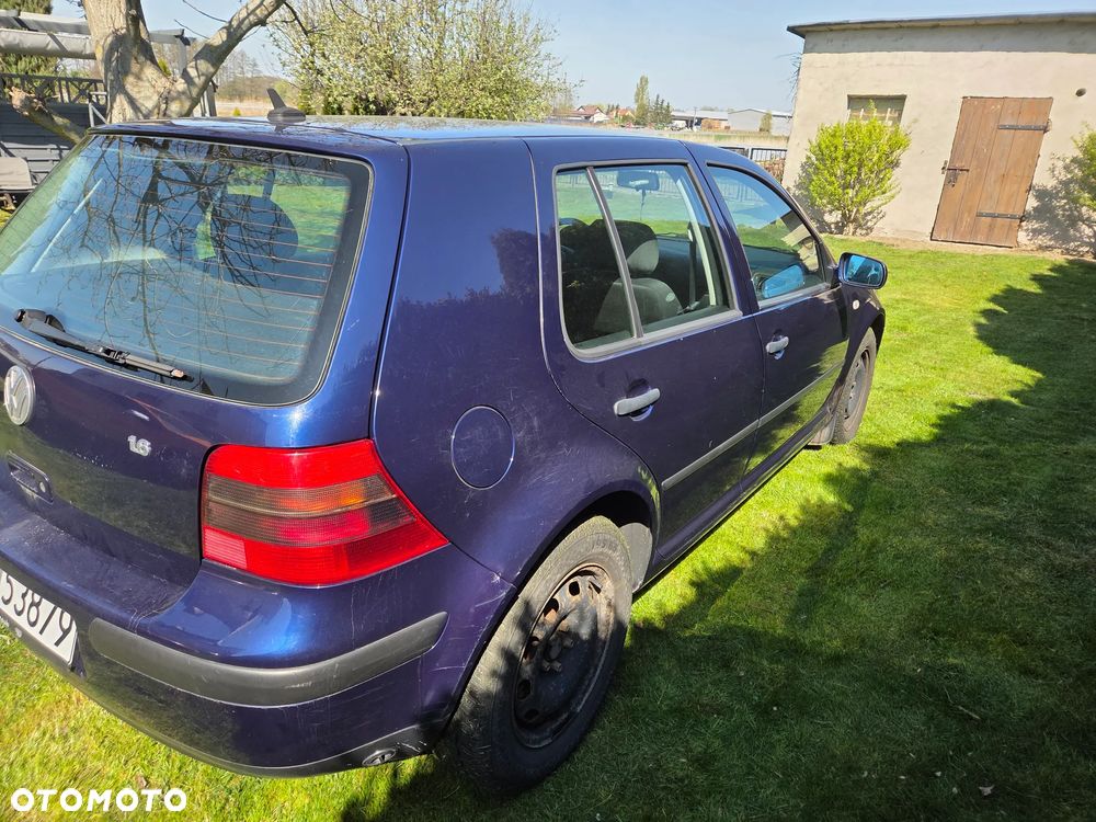 Volkswagen Golf - 3