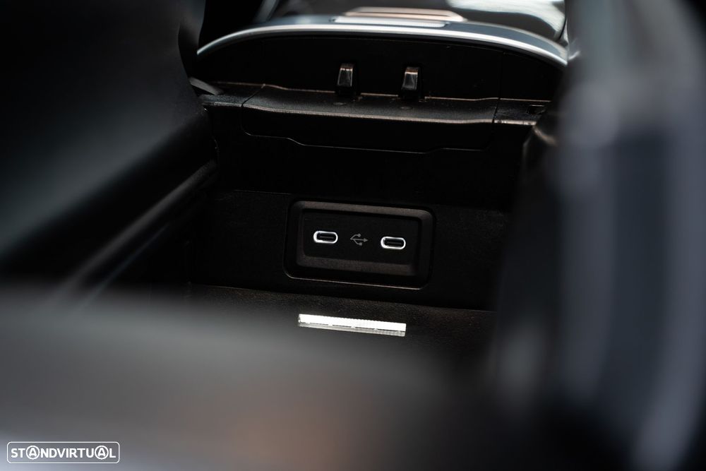 Mercedes-Benz C 300 - 37