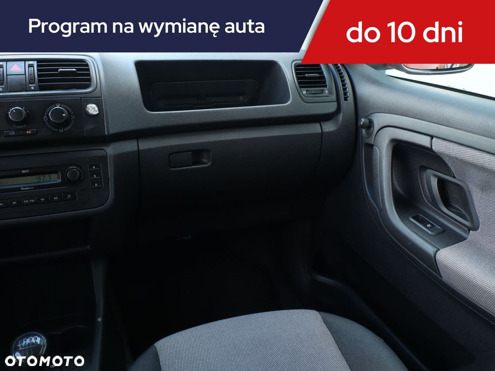 Skoda Fabia - 10