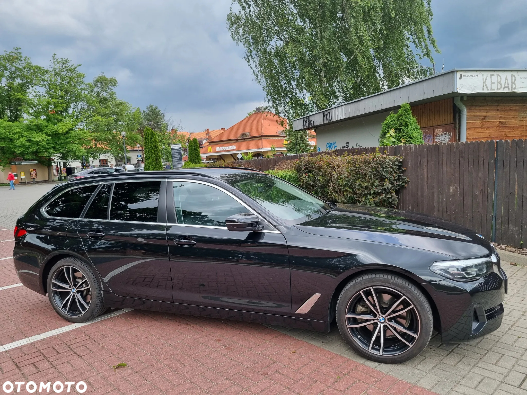 BMW Seria 5 520d Touring - 8