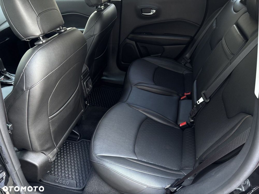 Jeep Compass 1.3 TMair Limited FWD S&S DDCT - 12